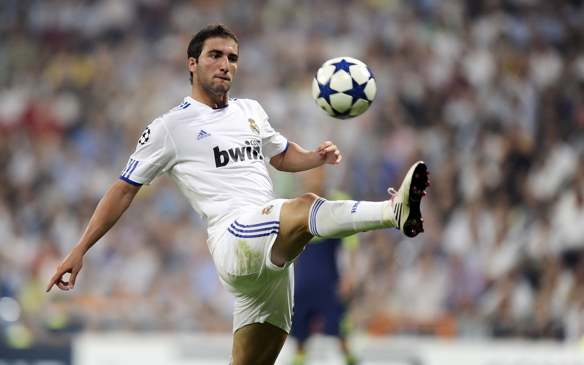 欧冠淘汰赛：预热比赛分析，谁能闯入四强？，欧冠淘汰赛规则改变